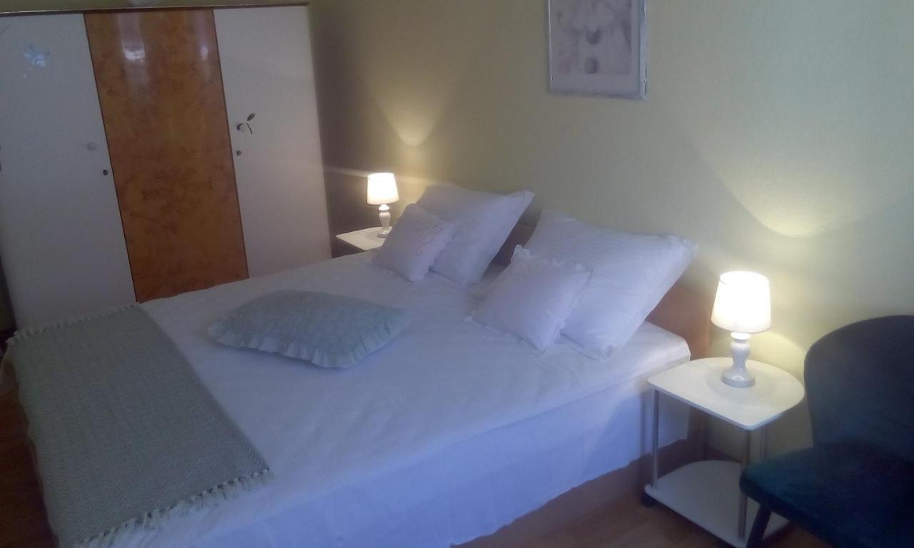 Apartment Nada Povlja  Luaran gambar