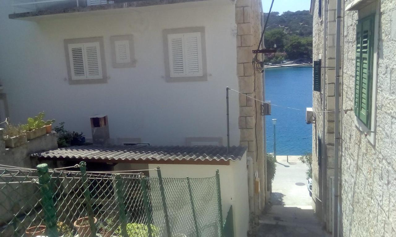 Apartment Nada Povlja  Luaran gambar