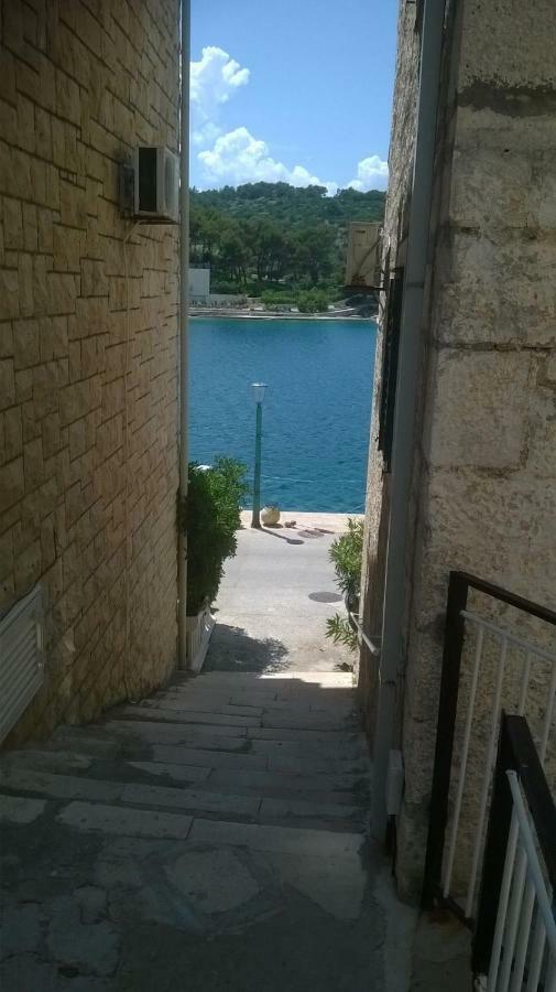 Apartment Nada Povlja  Luaran gambar